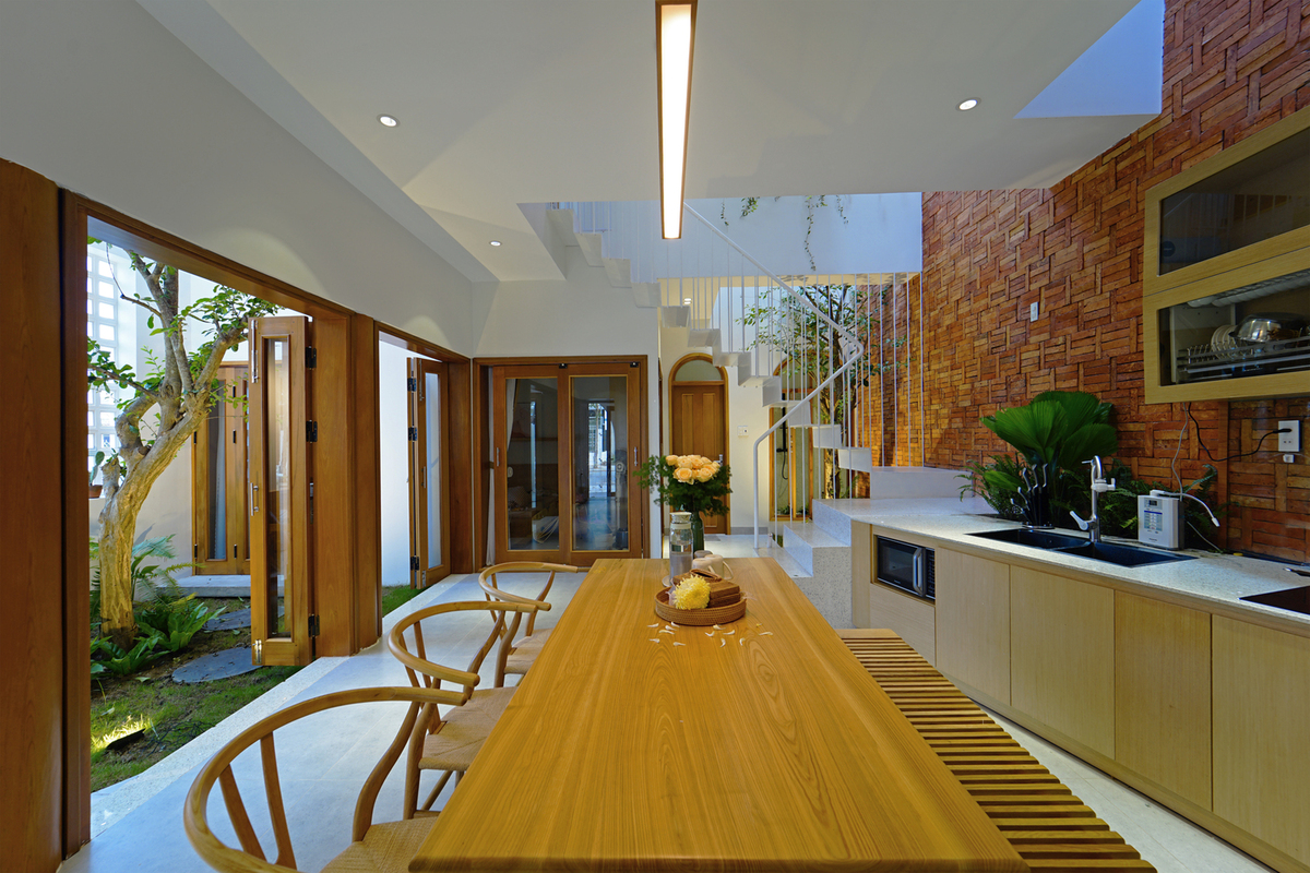 A House - Ngôi nhà với "thiết kế hoàn chỉnh" | IZ Architects