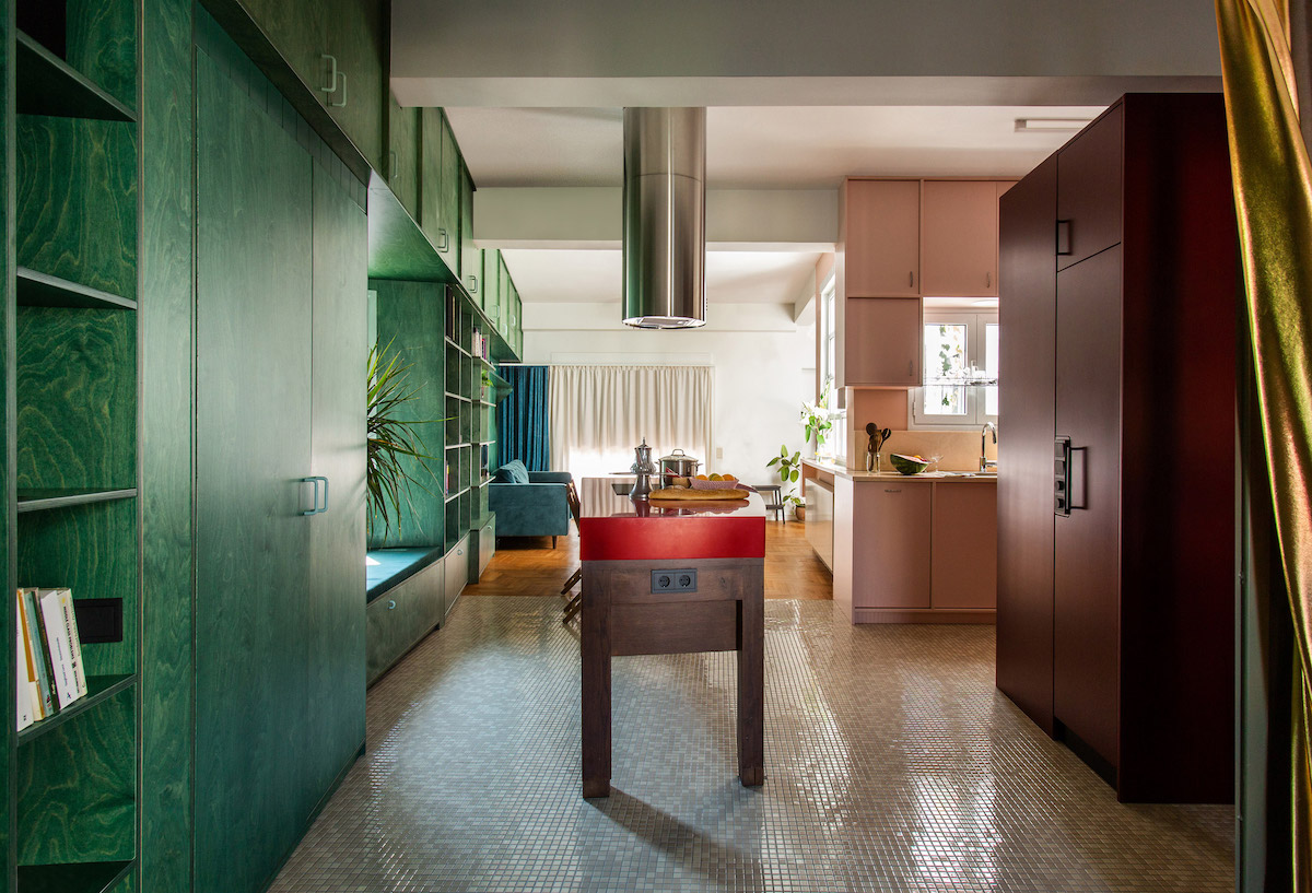 Hồi sinh căn hộ nhờ ánh sáng từ giếng trời | Point Supreme Architects