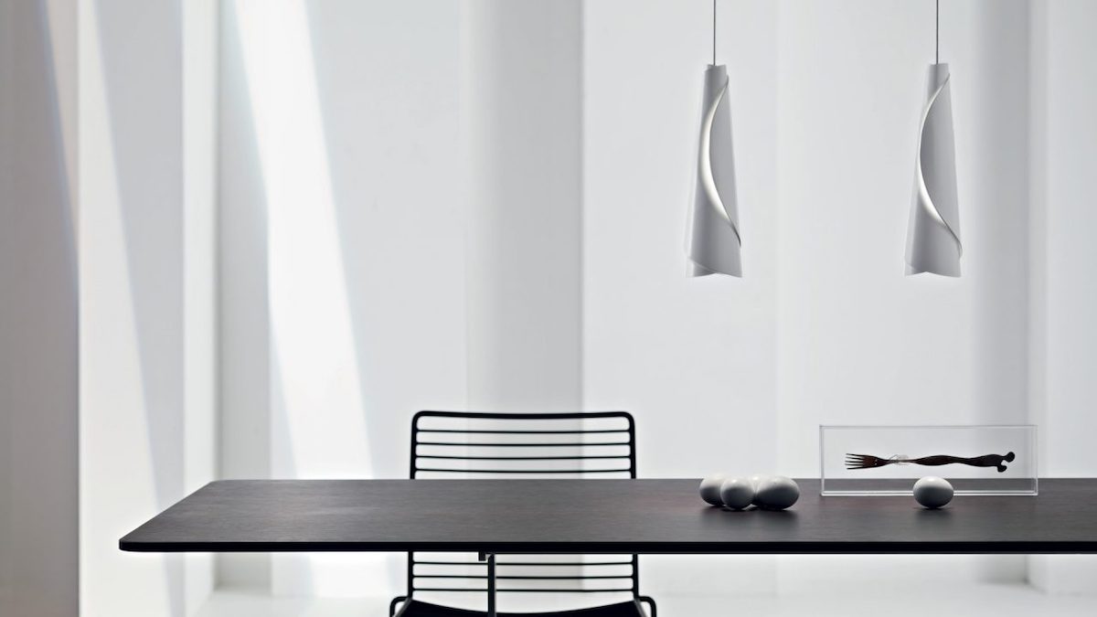 "Gói ghém" ánh sáng vào chiếc đèn lấy cảm hứng từ thuật gấp giấy I Foscarini