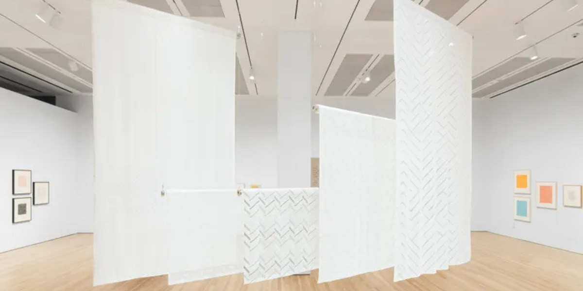 Bộ sưu tập tác phẩm dệt đầy cảm hứng của bậc thầy Anni Albers