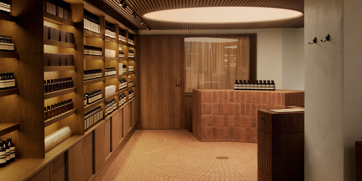 Nội thất cửa hàng Aesop lấy cảm hứng từ thiết kế nội thất của Bảo tàng Nghệ thuật Hiện đại Louisiana